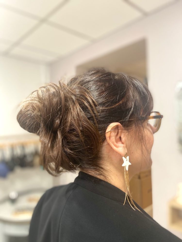 Natural Bun- Cheveux Européens -Châtain moyen – Image 2