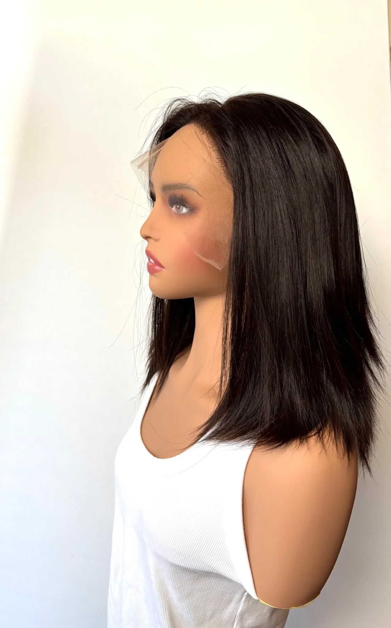 Perruque lace YANNA -XS(50-52cm)- Cheveux Brésiliens -Châtain foncé- 35cm – Image 4