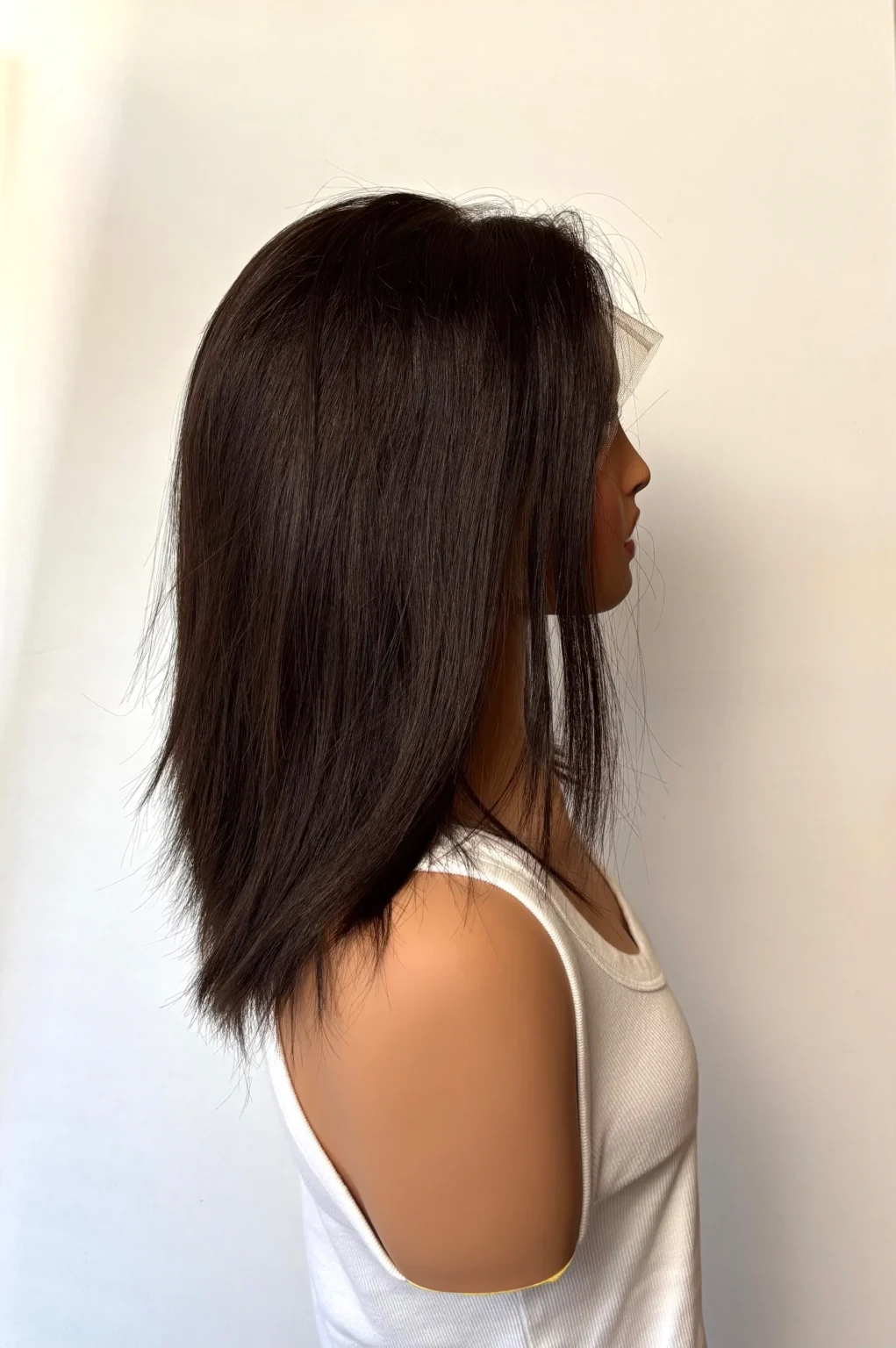 Perruque lace YANNA -XS(50-52cm)- Cheveux Brésiliens -Châtain foncé- 35cm – Image 7