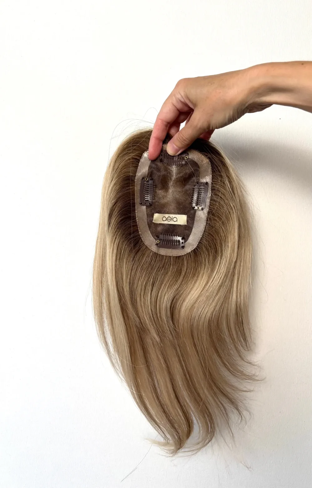 Hair topper Mono full hand tied -10'-Natural hair - blonde with roots effect - Image 5