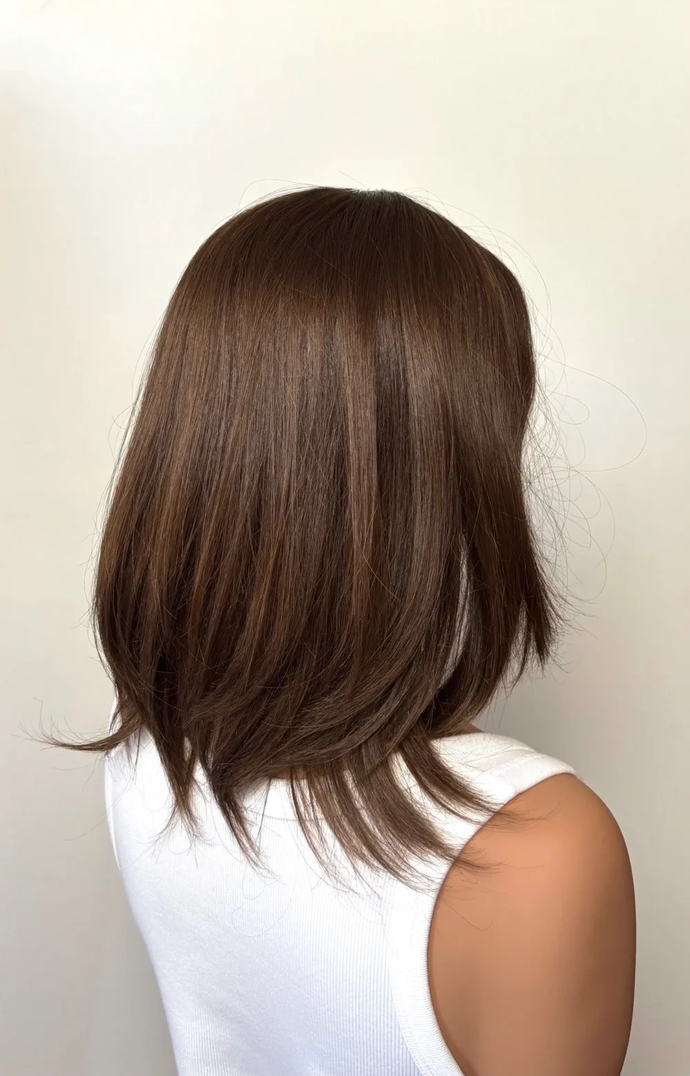 Volumateur silk NOLWENN -Cheveux vierges Europeens chatain moyen 35cm – Image 5