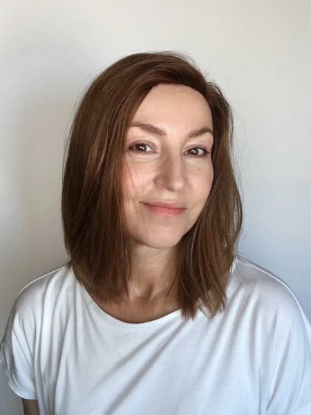 Perruque silk ENORA -S(52-54cm)- Cheveux Européens -Châtain 38cm 15'